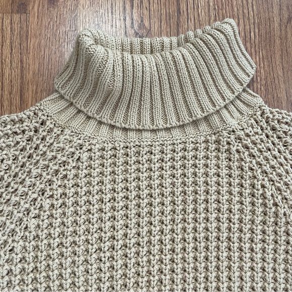 J. Crew Turtleneck cotton poncho in Sandy Beach sweater size S/M - Picture 4 of 16